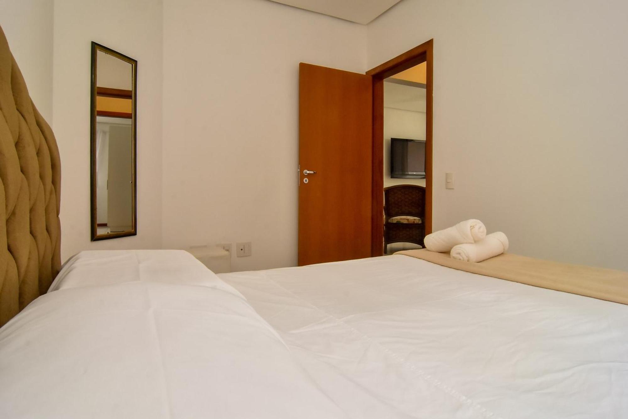 1 Quadra Da E Piscina P1881 Apartment